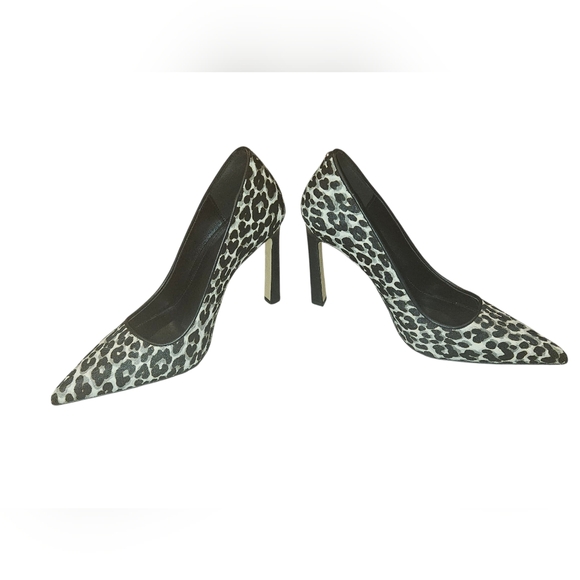 Michael Kors Black and White Animal Print Heels Size 7.5 Exellent Condition - Picture 4 of 11